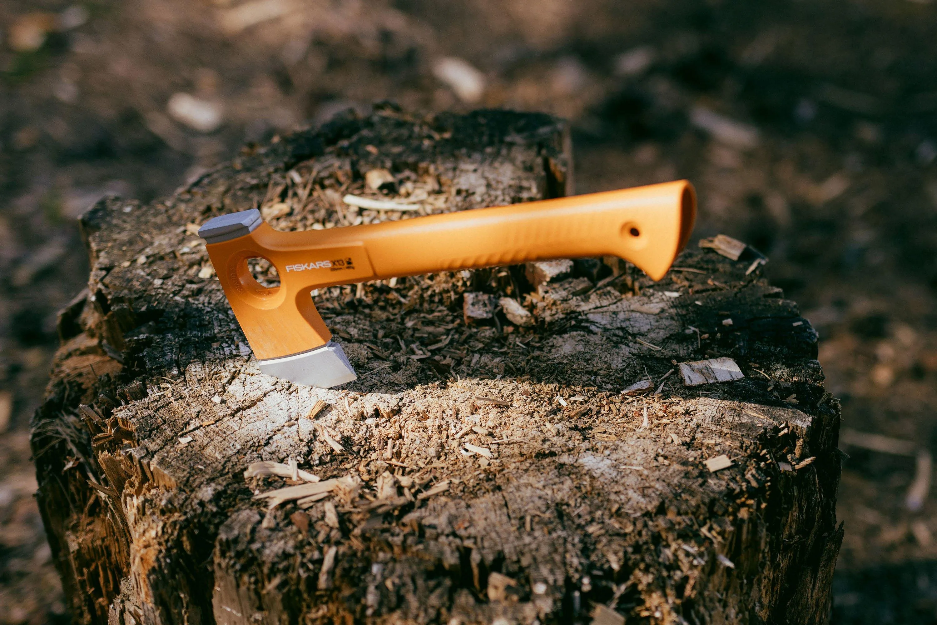Fiskars X13 Ultra Light Hiking Axe, hache à main