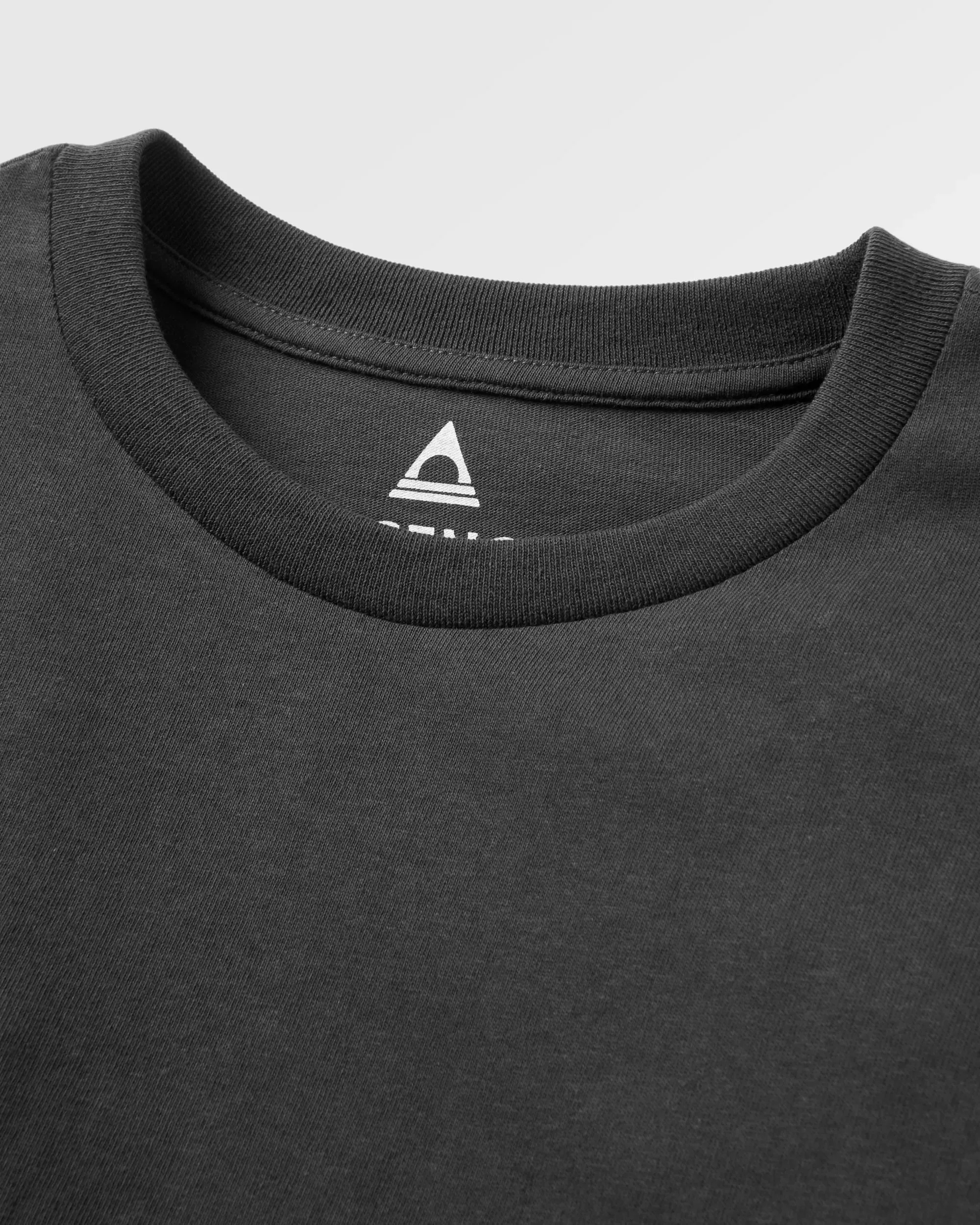 T-shirt Escapism Recycled à manches longues - Noir